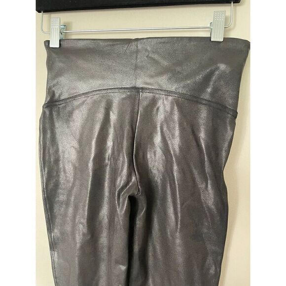 SPANX faux leather Leggings - Black - Size Med - Picture 4 of 6